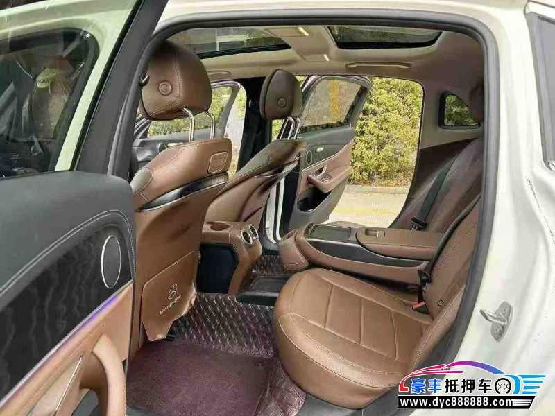 19年奔驰E轿车抵押车出售