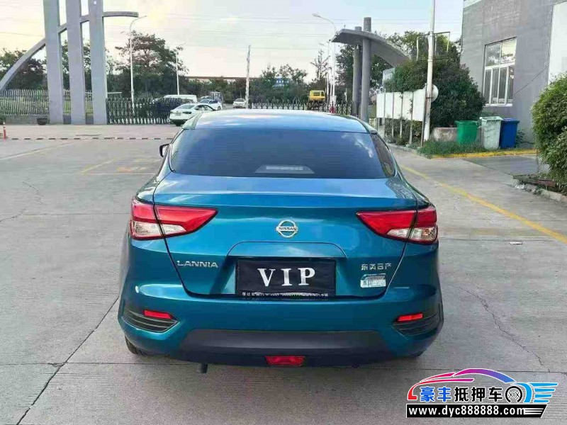 19年日产蓝鸟轿车抵押车出售