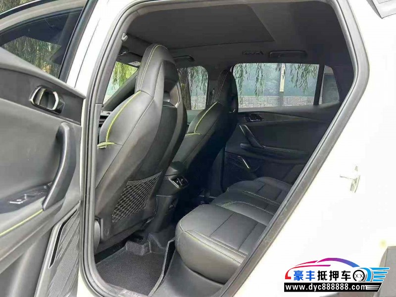 24年领克06轿车抵押车出售