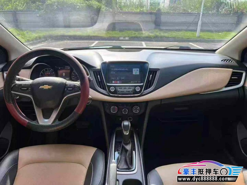 20年雪佛兰科鲁泽轿车抵押车出售