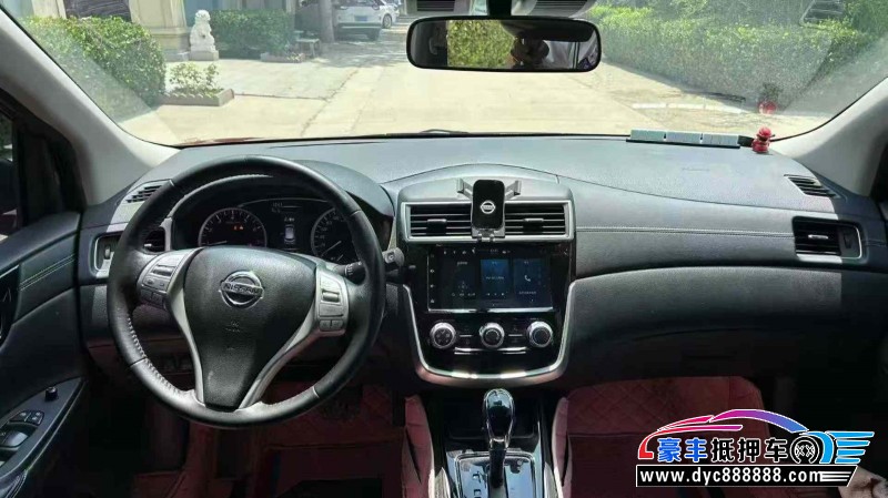 22年日产骐达轿车抵押车出售