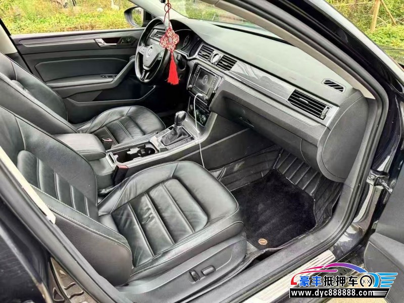 18年大众帕萨特轿车抵押车出售