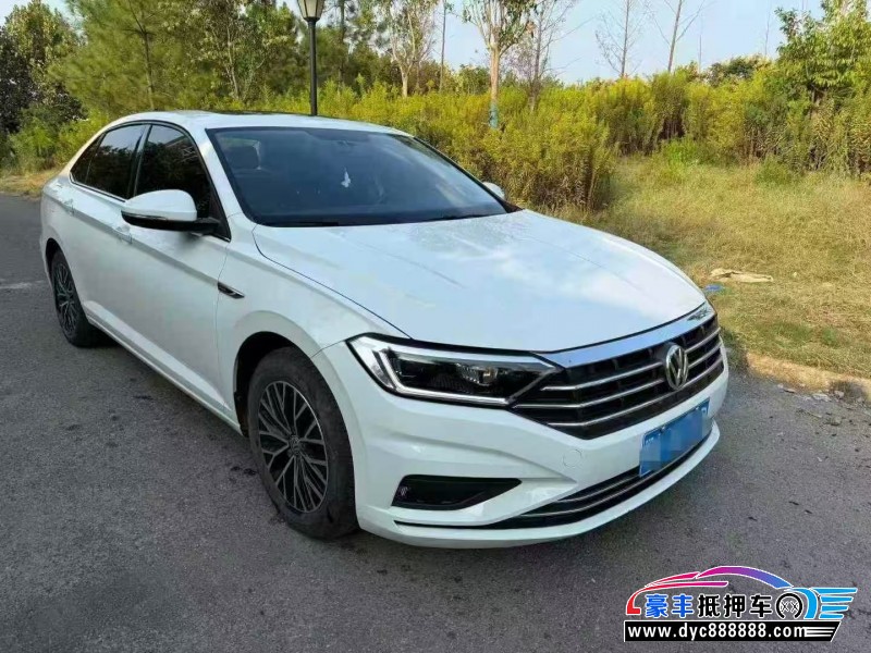 21年大众速腾轿车抵押车出售