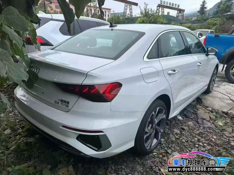 25年奥迪A3轿车抵押车出售