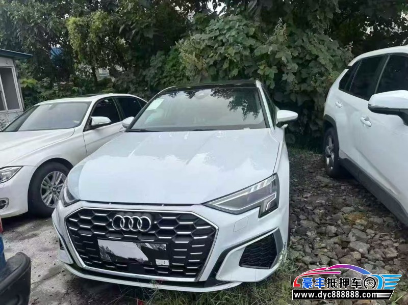 25年奥迪A3轿车抵押车出售