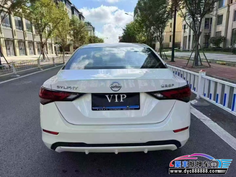 22年日产轩逸轿车抵押车出售