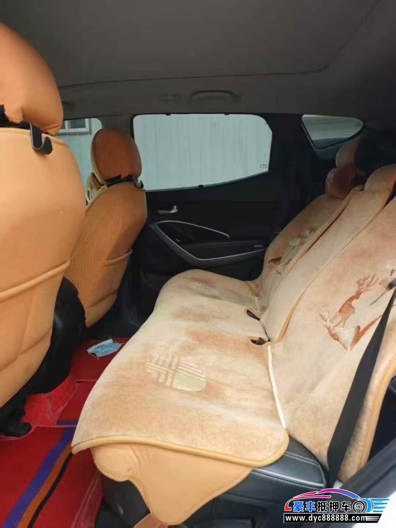 18年现代新胜达轿车抵押车出售