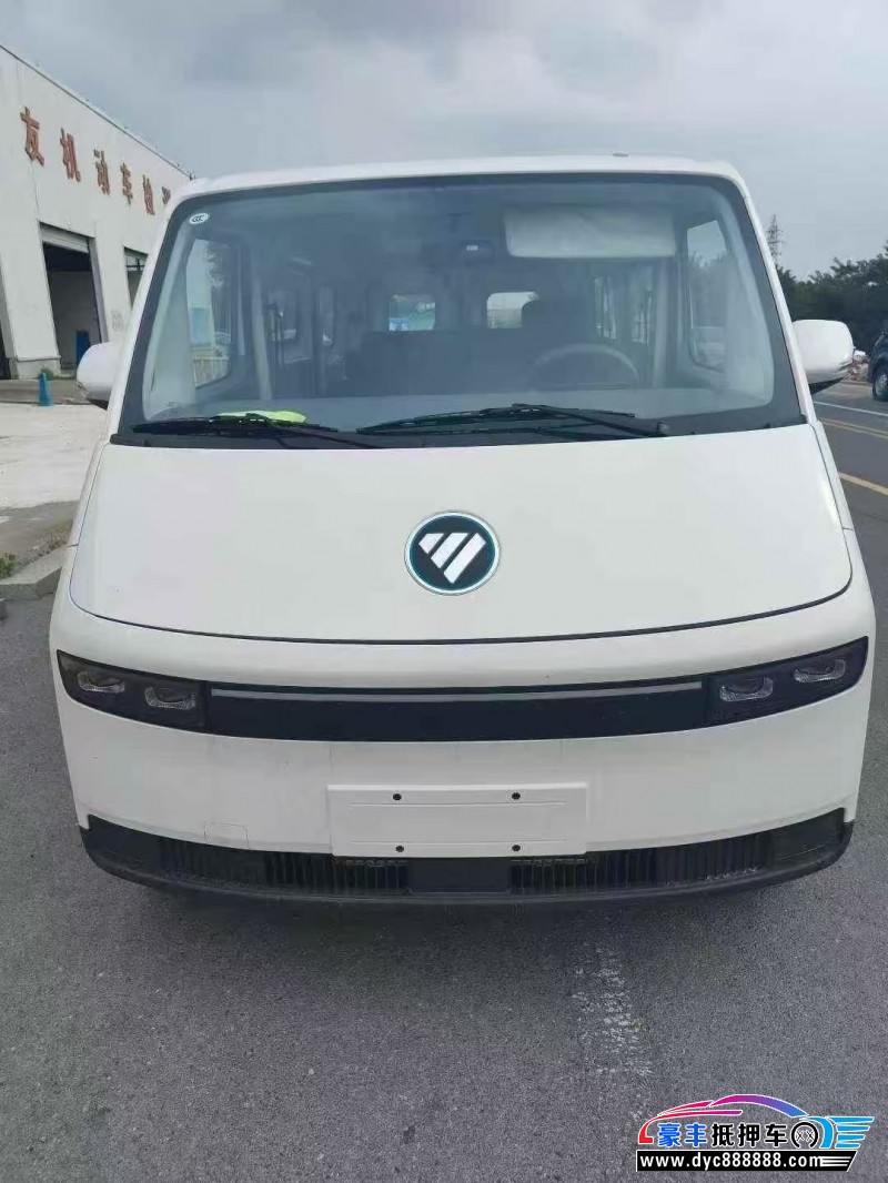 25年福田风景轿车抵押车出售