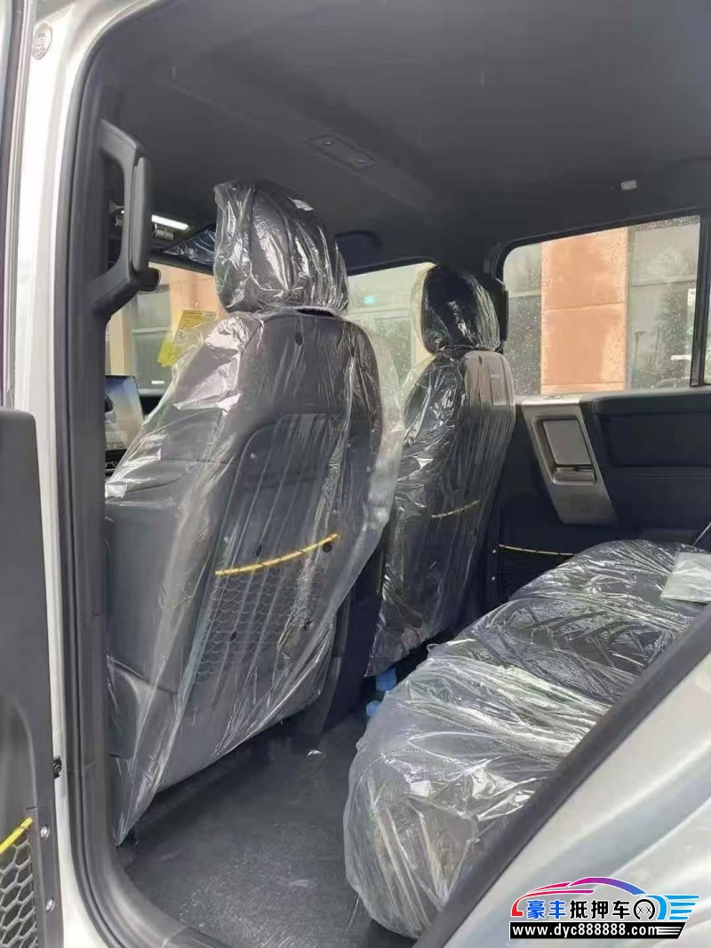 25年奇瑞爱卡轿车抵押车出售