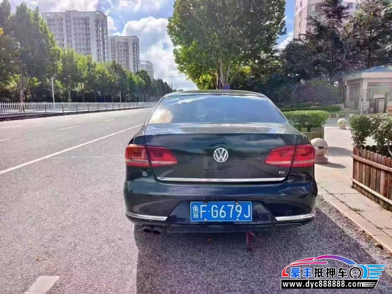 13年大众迈腾轿车抵押车出售