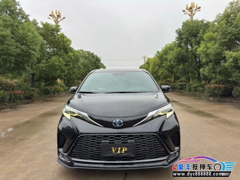 23年丰田格瑞维亚轿车抵押车出售