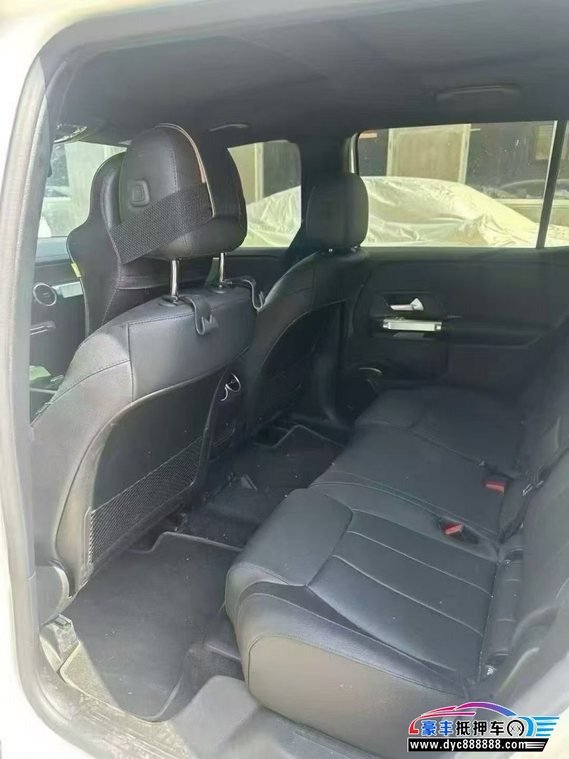 23年奔驰GLB轿车抵押车出售