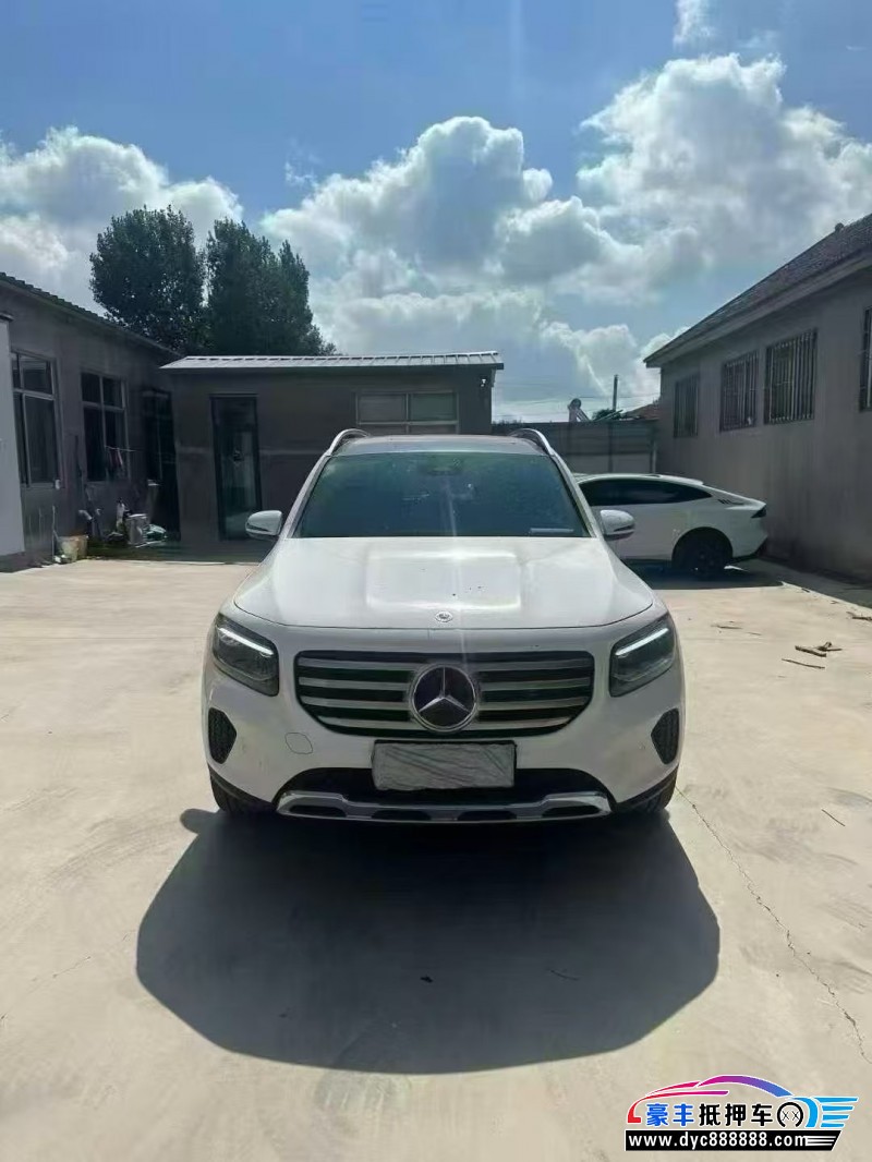 23年奔驰GLB轿车抵押车出售