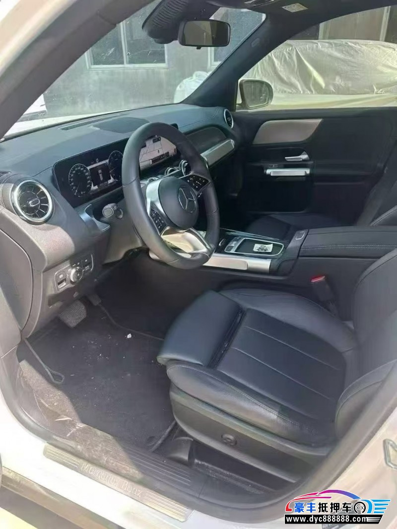 23年奔驰GLB轿车抵押车出售