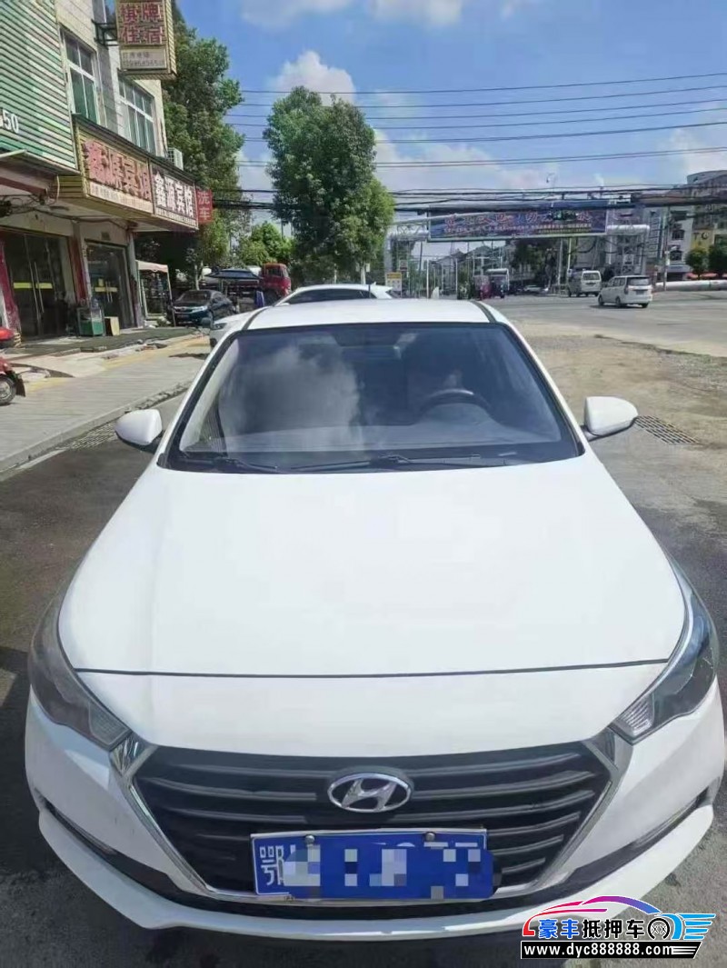 19年现代悦纳轿车抵押车出售