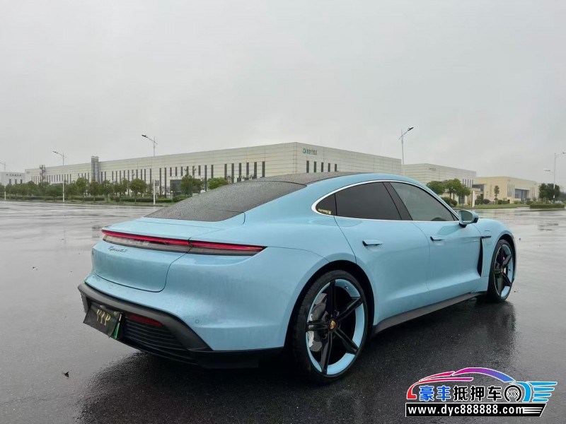 21年保时捷TaYcan轿车抵押车出售