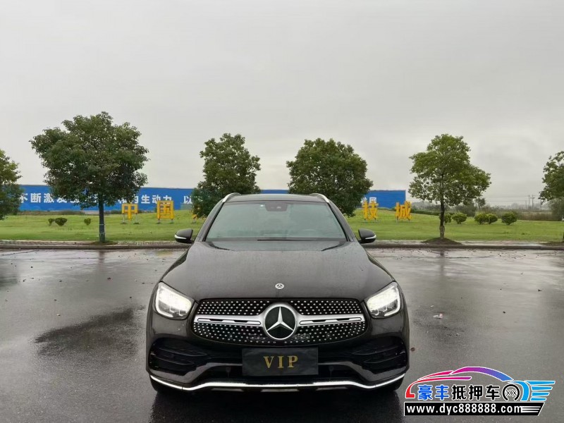 20年奔驰GLC轿车抵押车出售