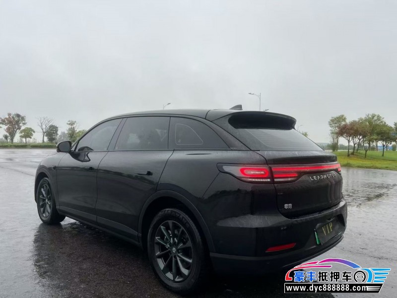 24年零跑C11轿车抵押车出售