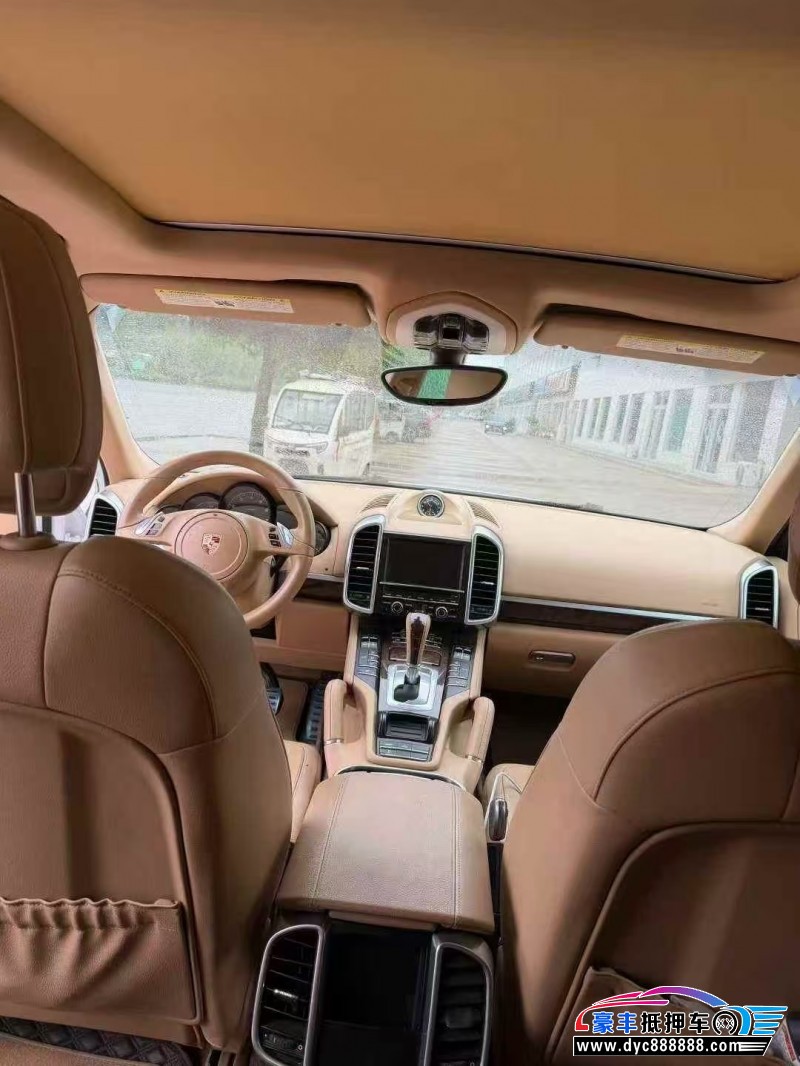 14年保时捷卡宴SUV抵押车出售