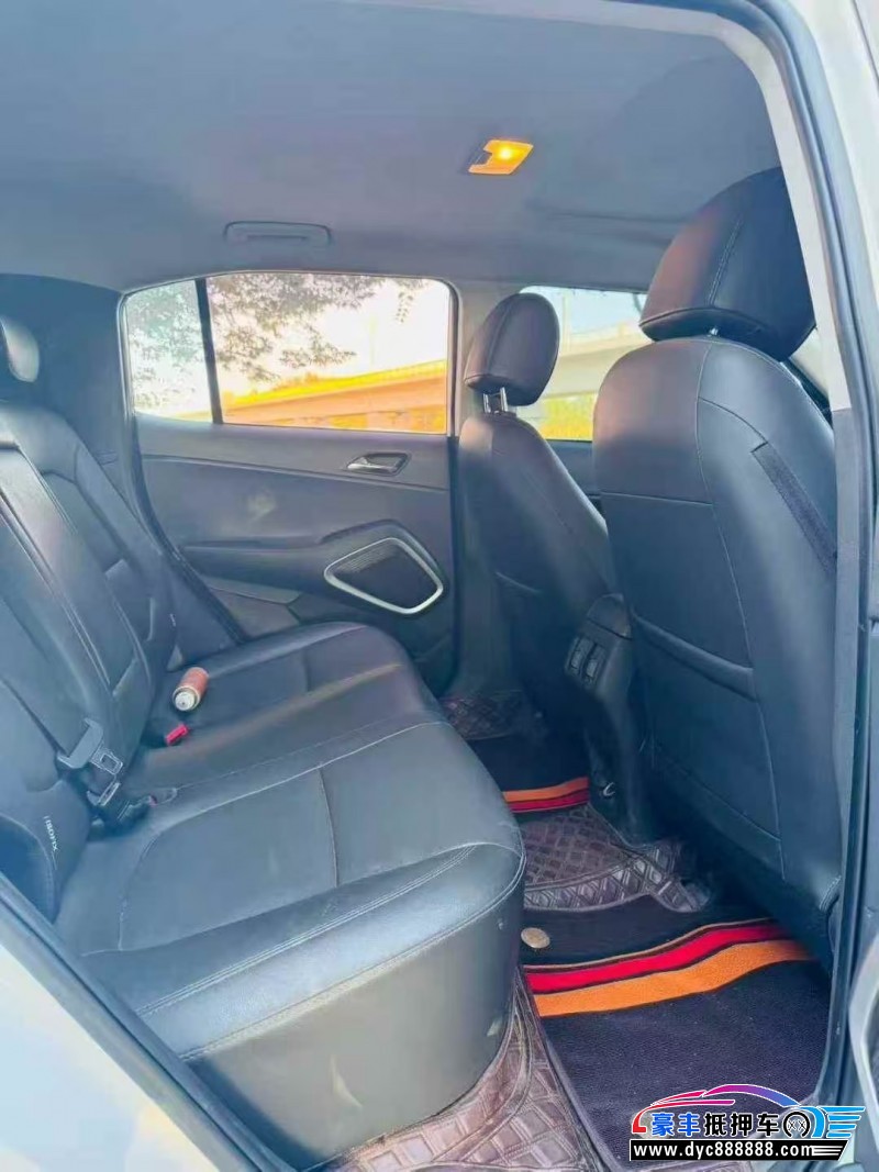 20年现代ix35SUV抵押车出售