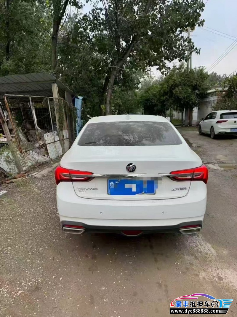 22年别克威朗轿车抵押车出售