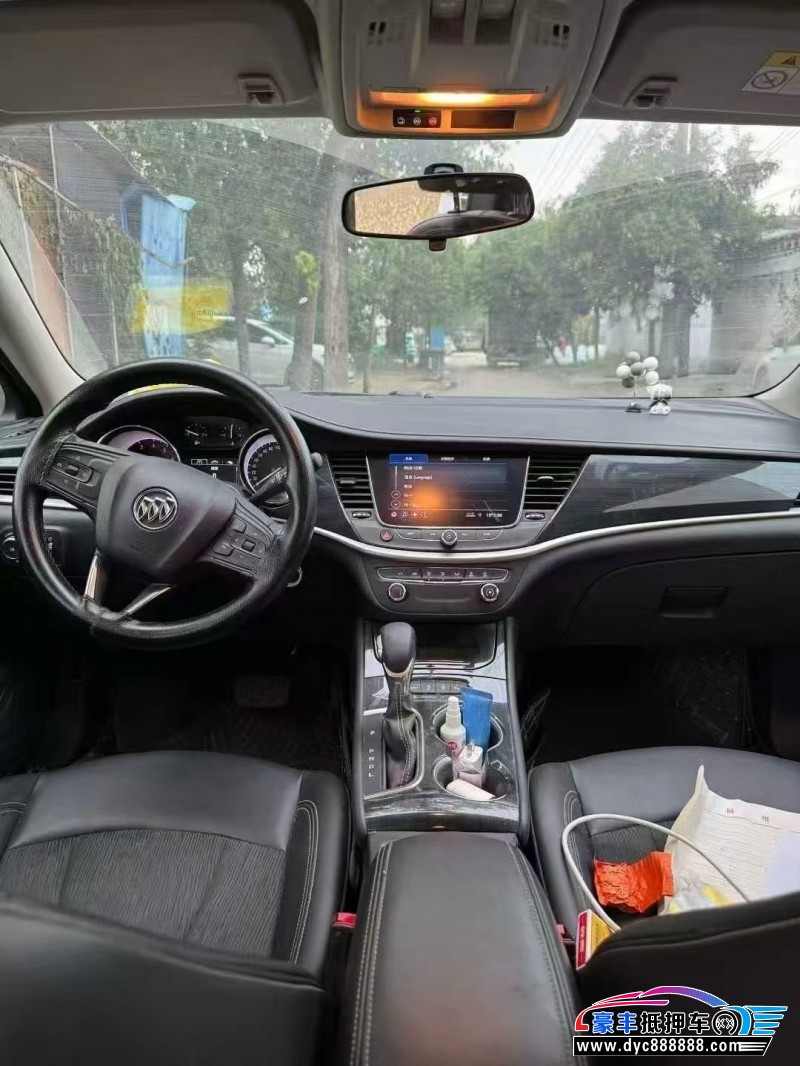 22年别克威朗轿车抵押车出售