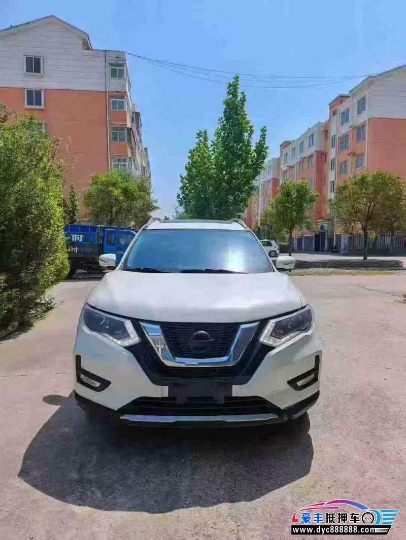 抵押车出售18年日产奇骏SUV