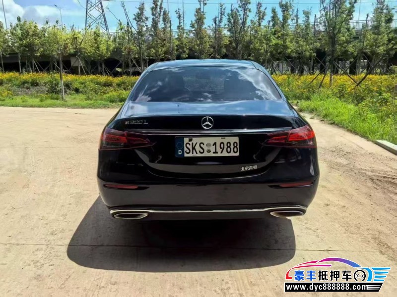 18年奔驰E轿车抵押车出售