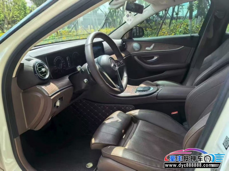 18年奔驰E轿车抵押车出售