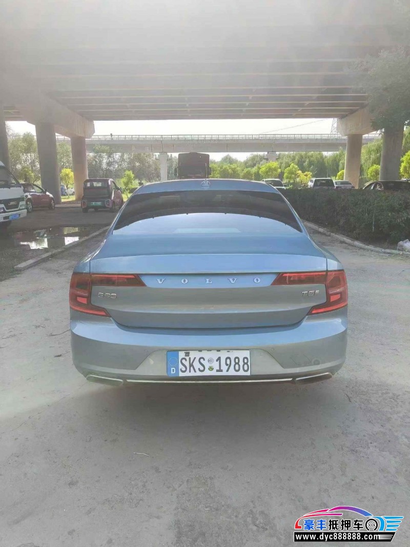 19年沃尔沃S90轿车抵押车出售