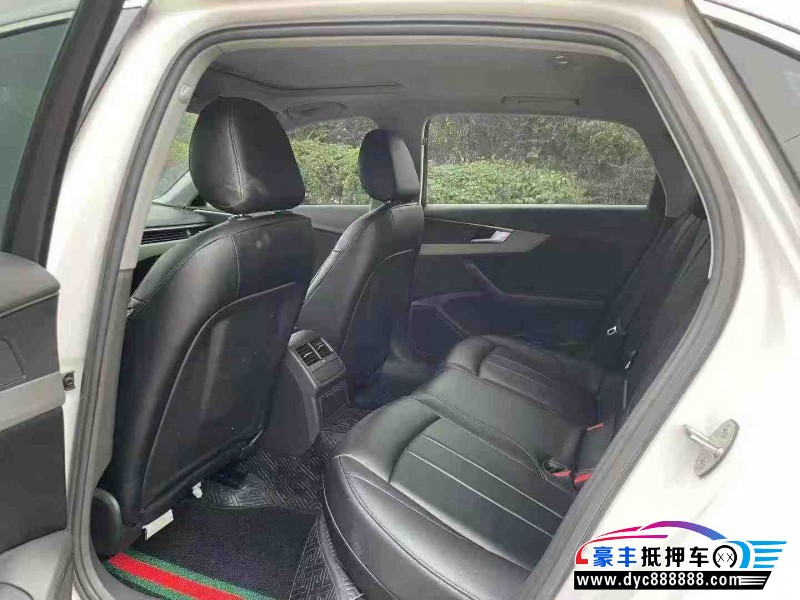 18年奥迪A4L轿车抵押车出售