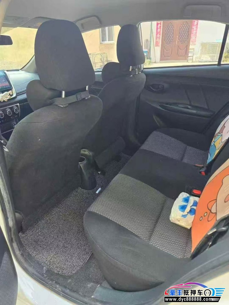 20年丰田威驰轿车抵押车出售