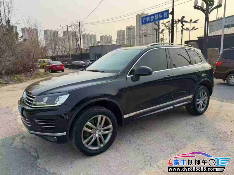 17年大众途锐轿车抵押车出售