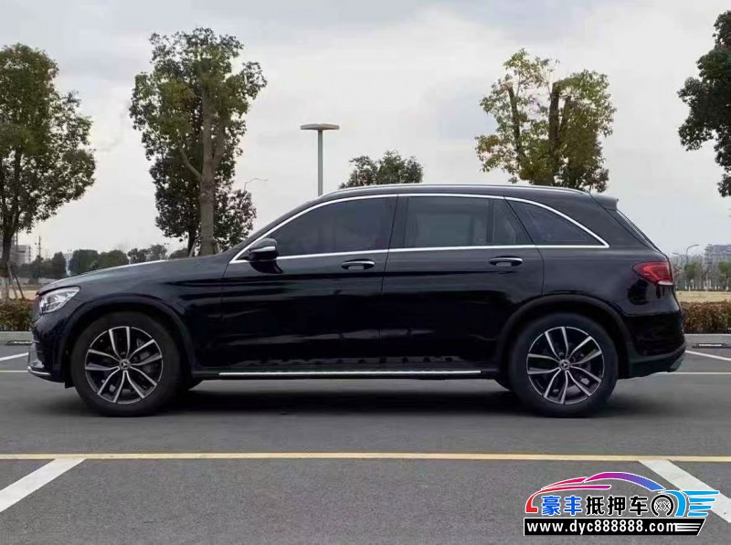 20年奔驰GLC轿车抵押车出售