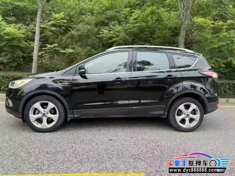 18年福特翼虎轿车抵押车出售