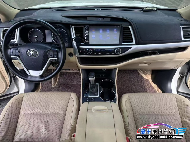 21年丰田汉兰达轿车抵押车出售