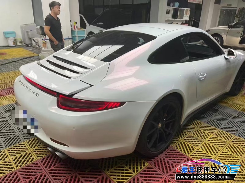 14年保时捷911轿车抵押车出售