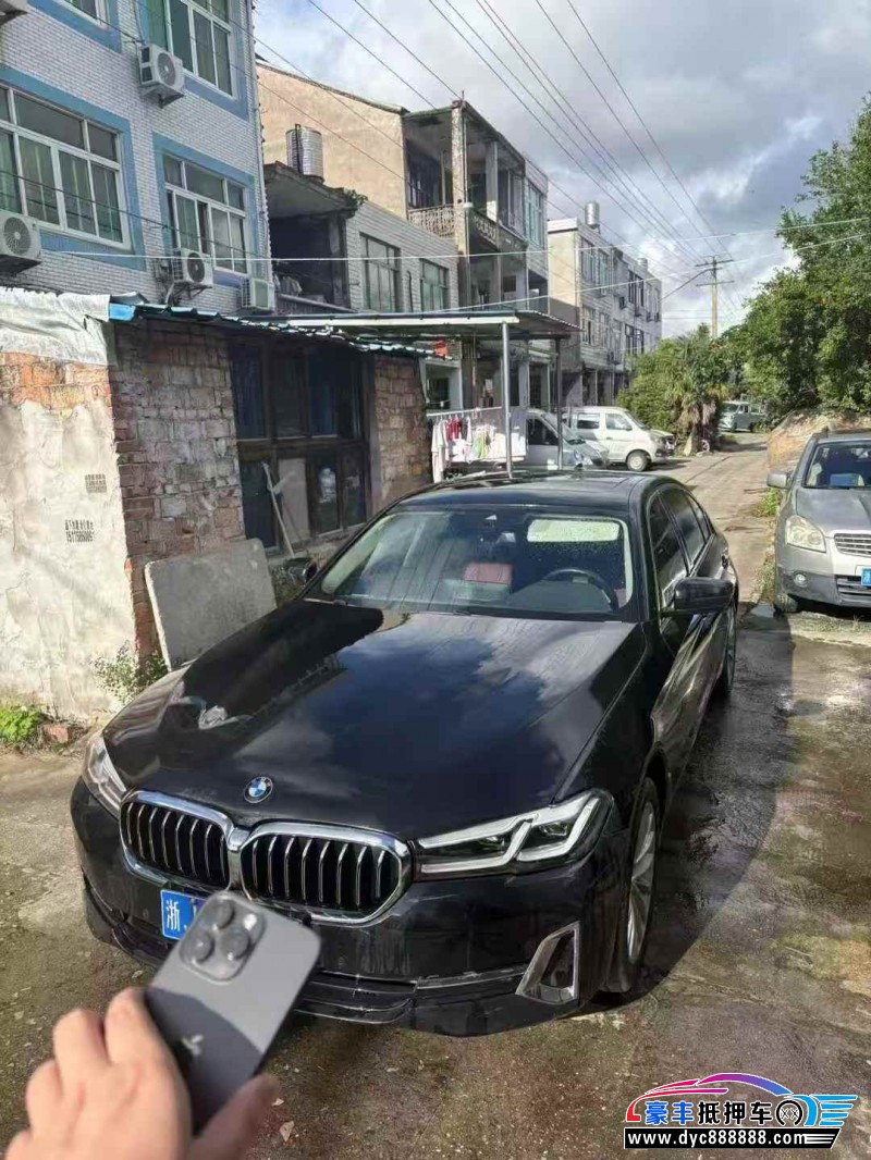 22年宝马5系轿车抵押车出售