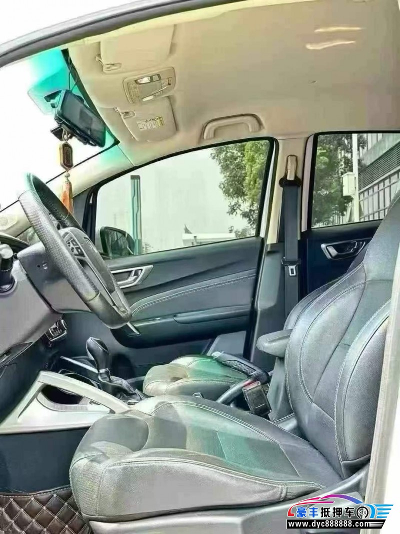 19年吉利远景X3轿车抵押车出售