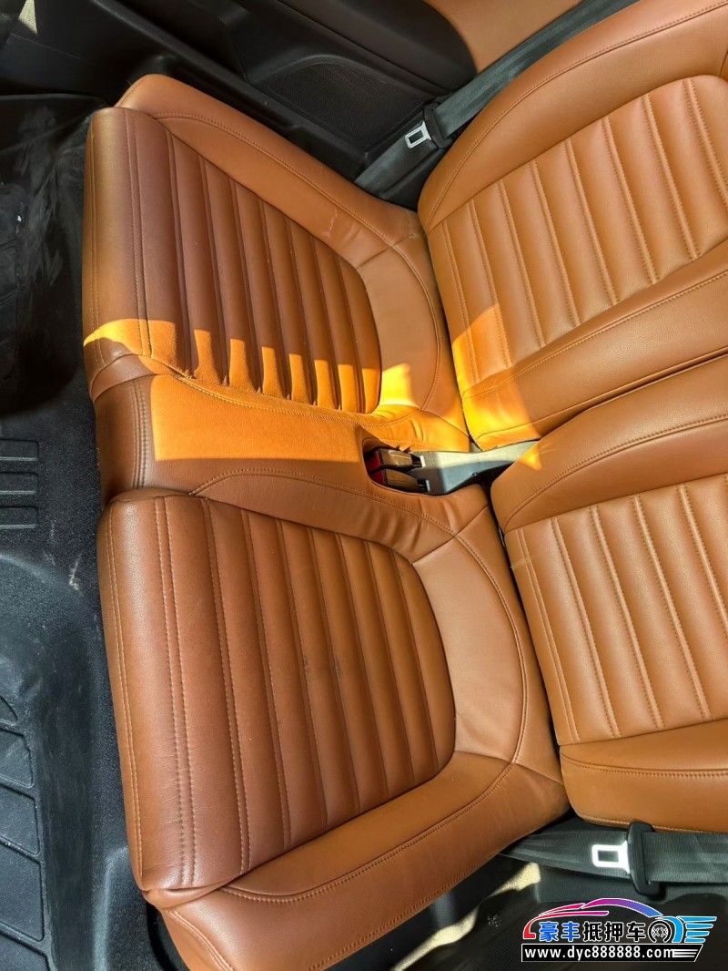 14年大众尚酷轿车抵押车出售