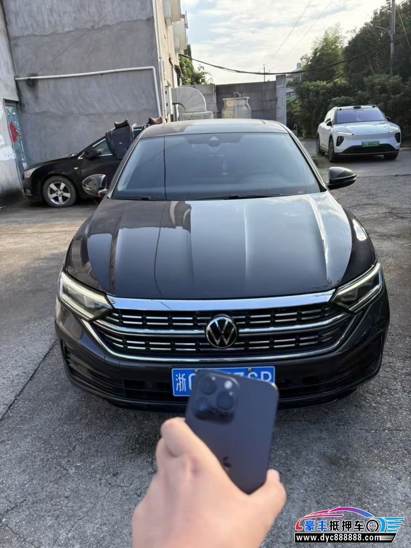 24年大众速腾轿车抵押车出售