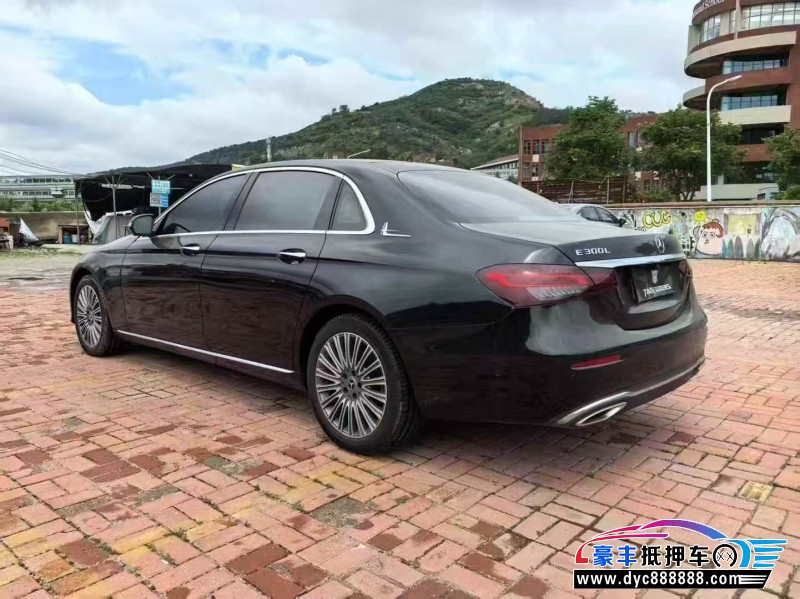 20年奔驰E轿车抵押车出售