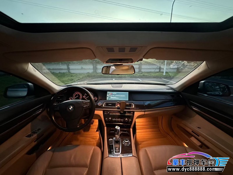 11年宝马7系轿车抵押车出售