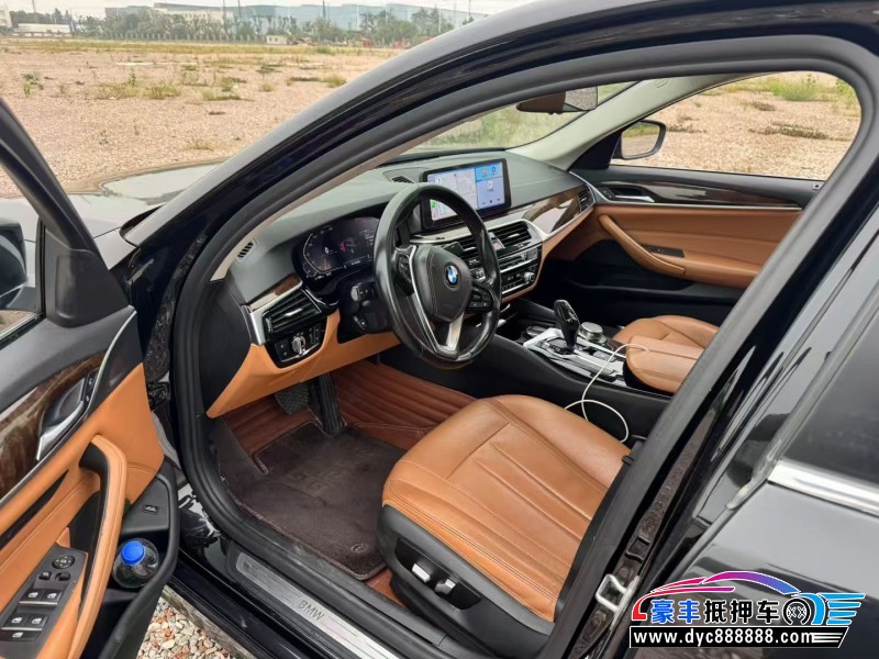 17年宝马5系轿车抵押车出售