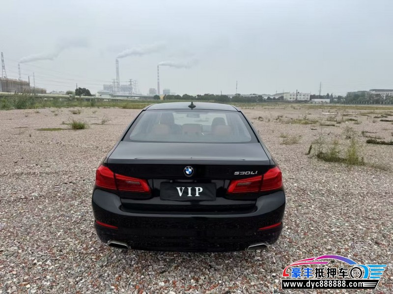 17年宝马5系轿车抵押车出售