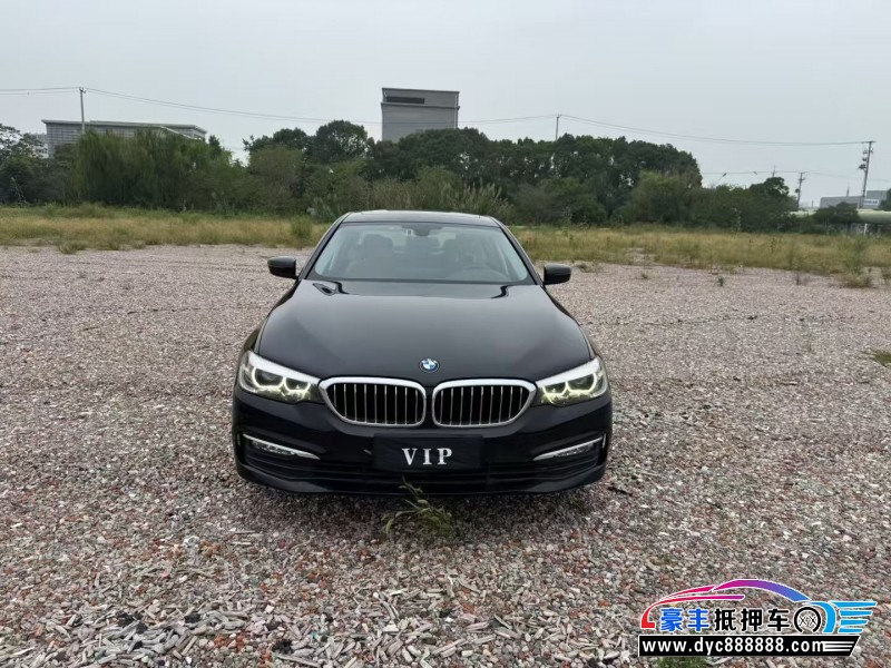 17年宝马5系轿车抵押车出售