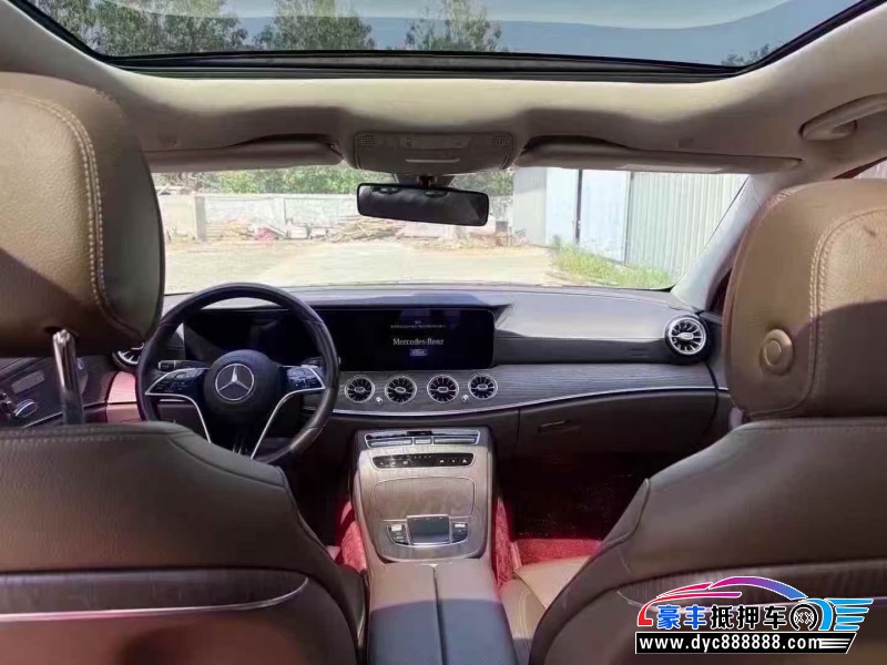 20年奔驰E轿车抵押车出售