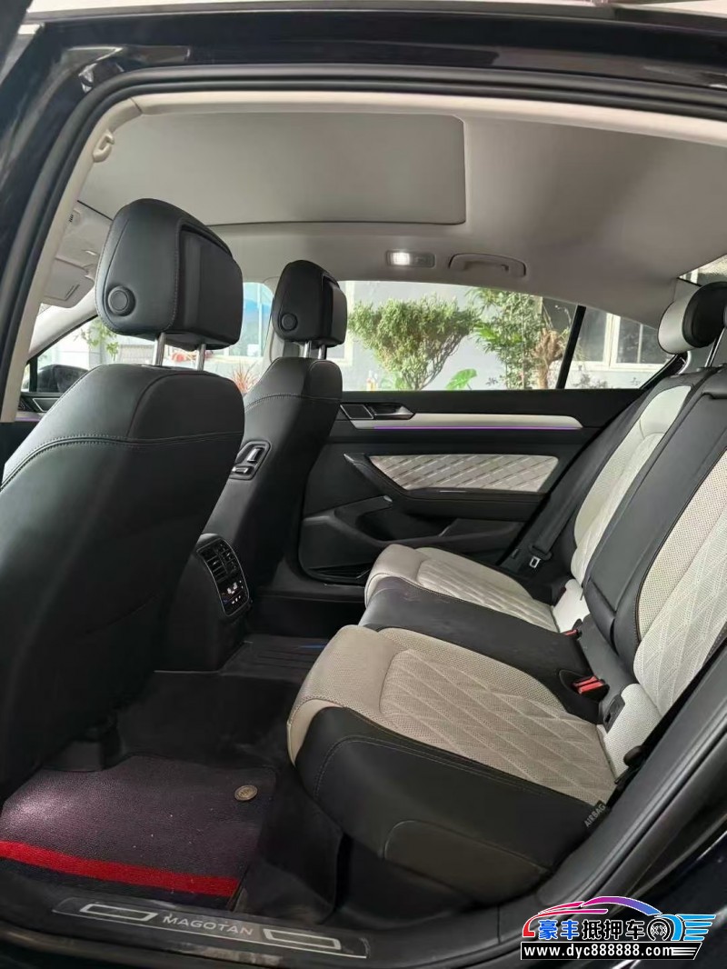 23年大众迈腾轿车抵押车出售