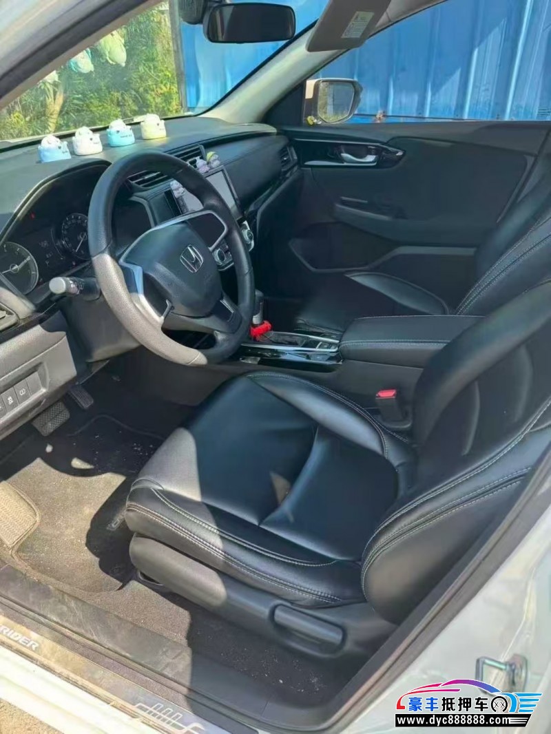 20年本田凌派轿车抵押车出售