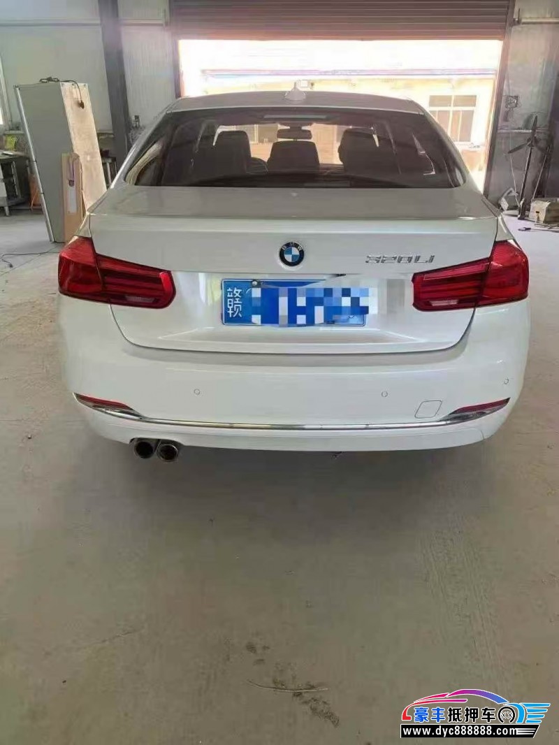 17年宝马3系轿车抵押车出售